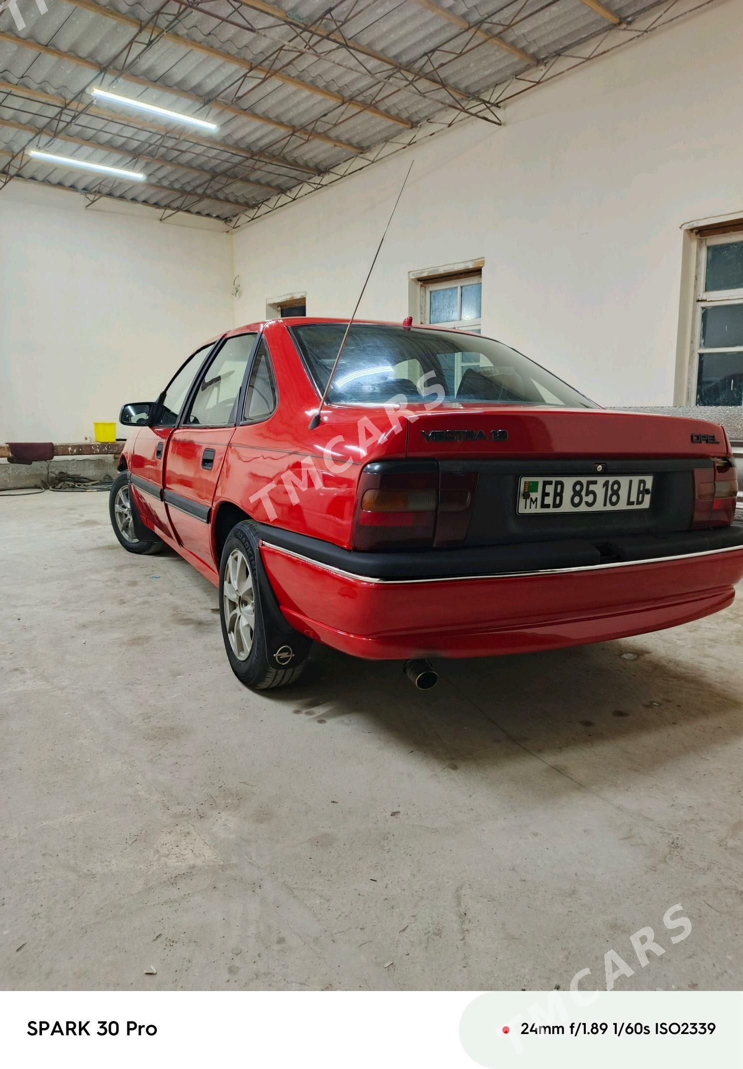 Opel Vectra 1991 - 35 000 TMT - Sakar - img 4