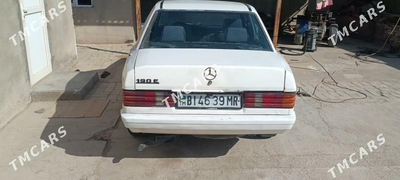 Mercedes-Benz 190E 1985 - 20 000 TMT - Ýolöten - img 3
