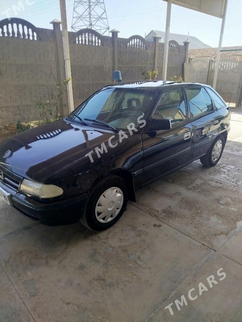 Opel Astra 1993 - 32 000 TMT - Мары - img 5