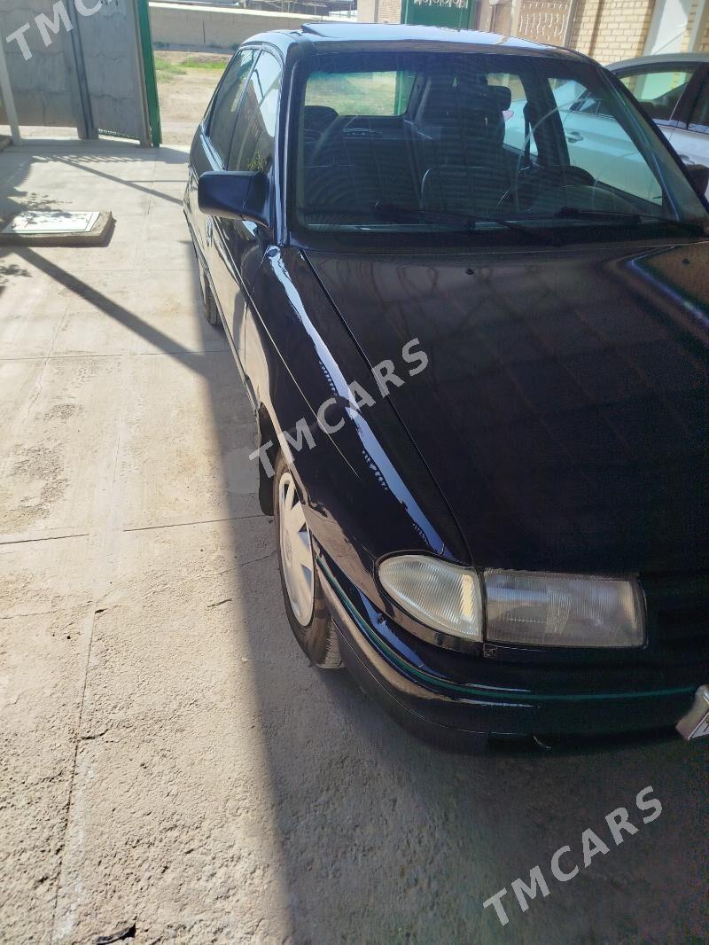 Opel Astra 1993 - 32 000 TMT - Мары - img 3