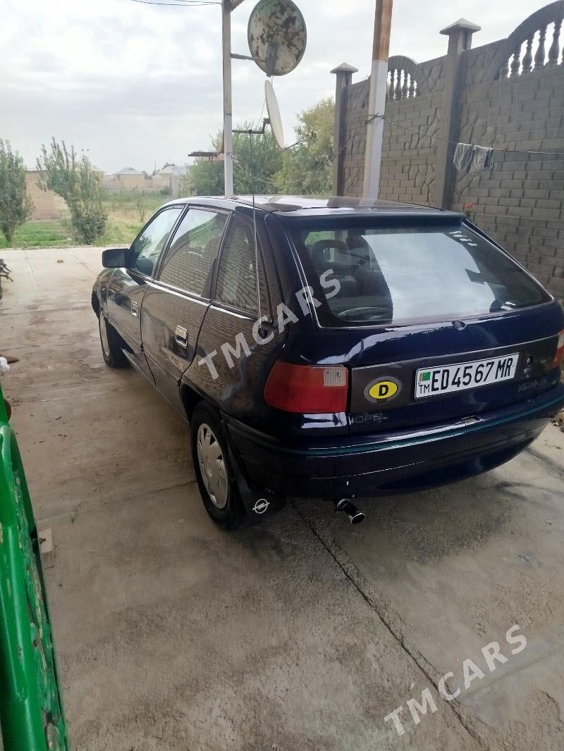 Opel Astra 1993 - 32 000 TMT - Мары - img 2