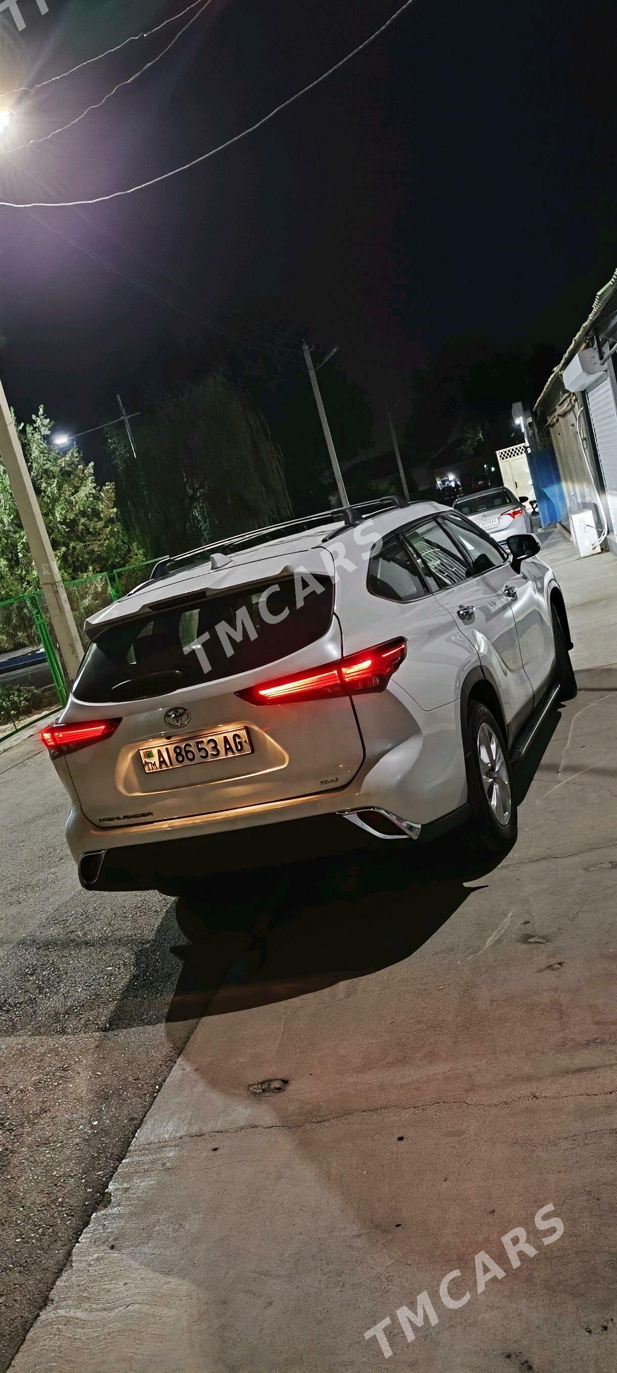 Toyota Highlander 2022 - 560 000 TMT - Чоганлы - img 4