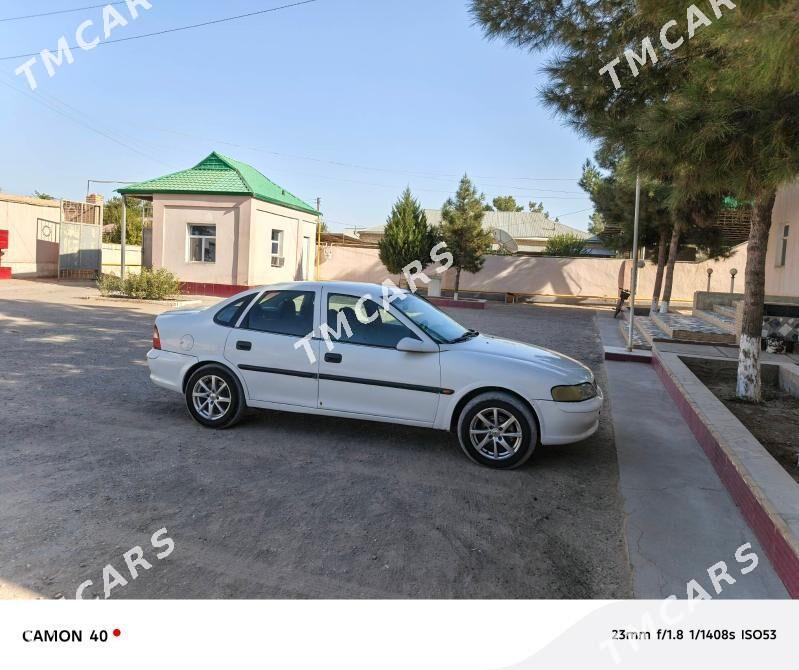 Opel Vectra 1998 - 45 000 TMT - Мургап - img 2