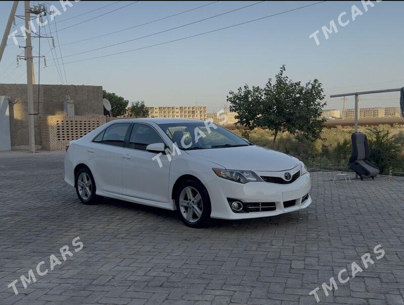 Toyota Camry 2012 - 180 000 TMT - Байрамали - img 4