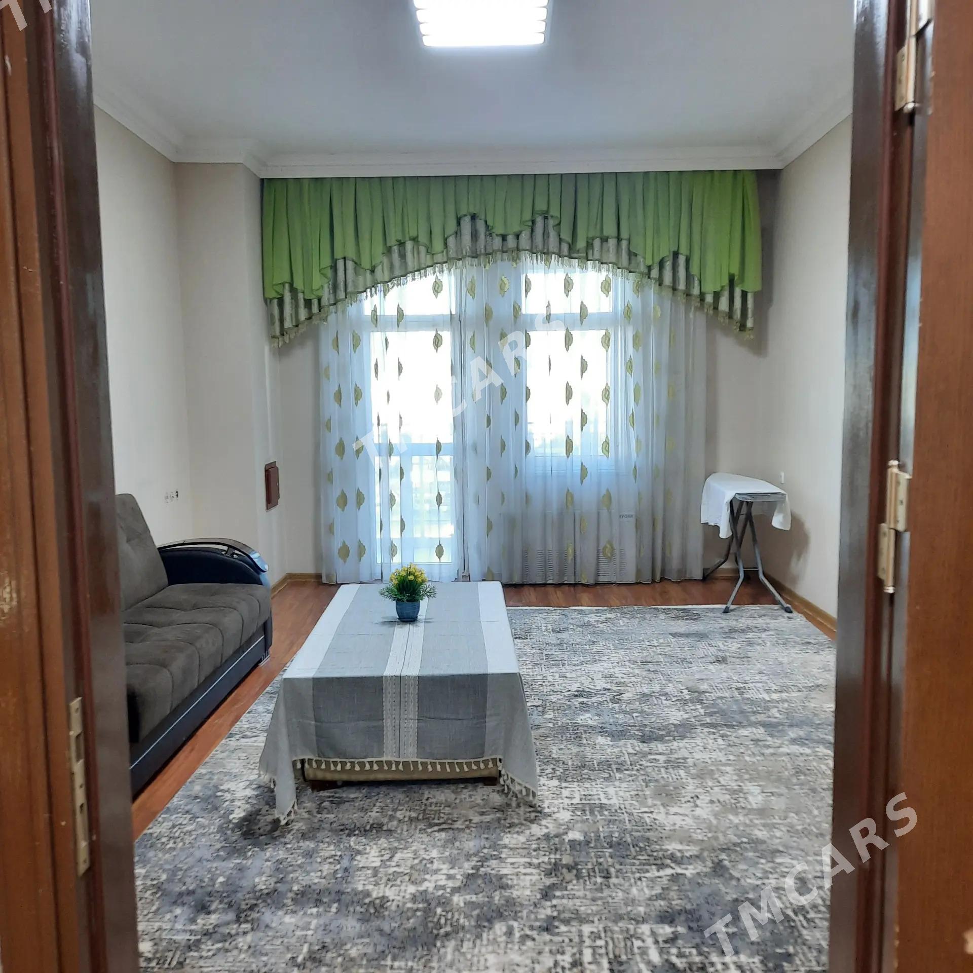 АРЕНДА ГОГОЛЯ 3 КОМН.4ЭТАЖ - Aşgabat - img 3