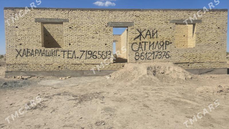 меллек йер жай - Гурбансолтан Едже - img 2