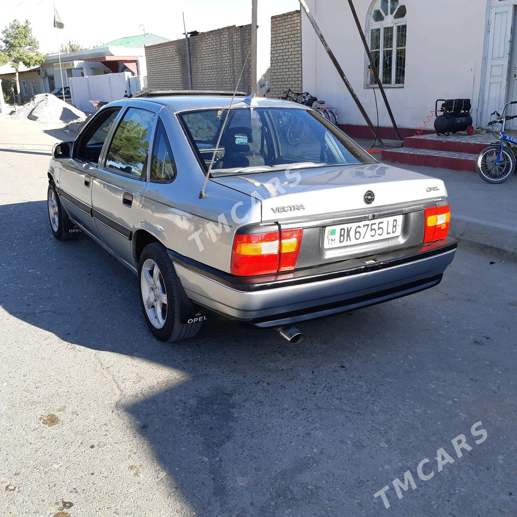 Opel Vectra 1993 - 40 000 TMT - Dänew - img 1