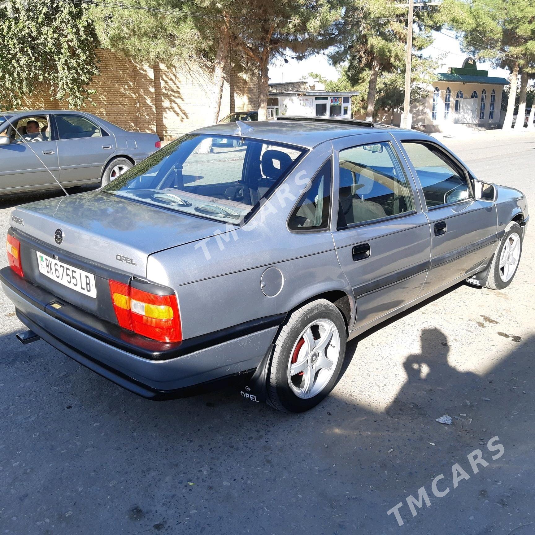 Opel Vectra 1993 - 40 000 TMT - Dänew - img 3