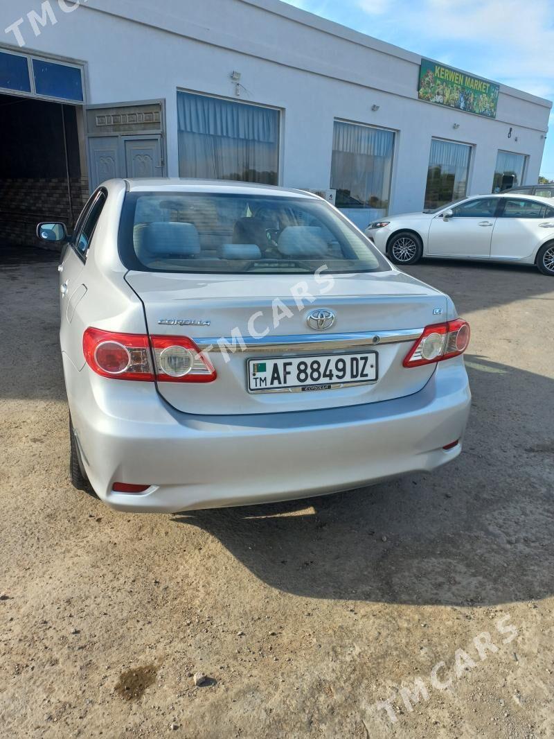 Toyota Corolla 2011 - 175 000 TMT - Дашогуз - img 5