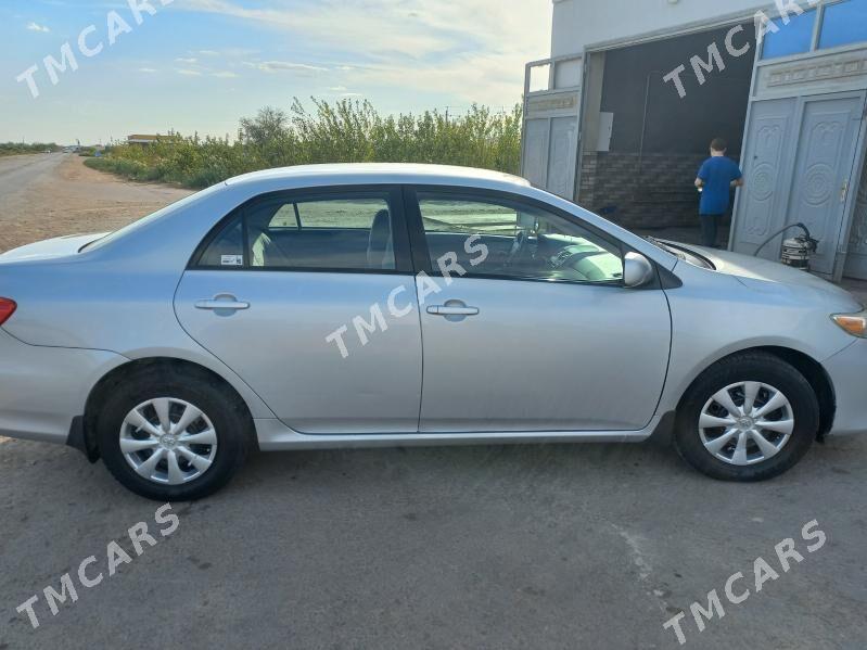 Toyota Corolla 2011 - 175 000 TMT - Дашогуз - img 2