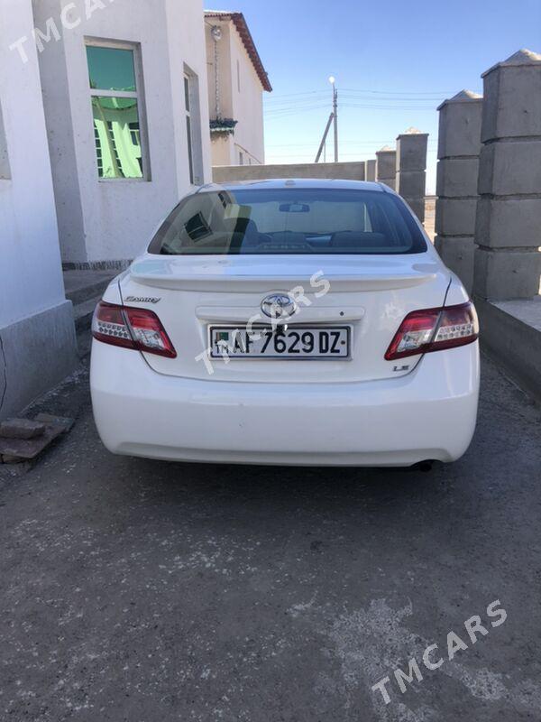 Toyota Camry 2011 - 205 000 TMT - Daşoguz - img 6