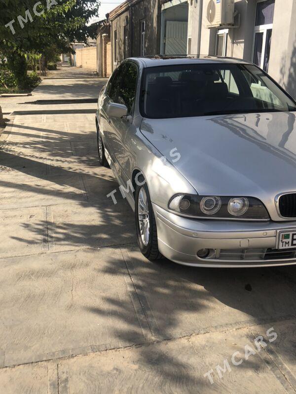 BMW 530 2002 - 128 000 TMT - Mary - img 5