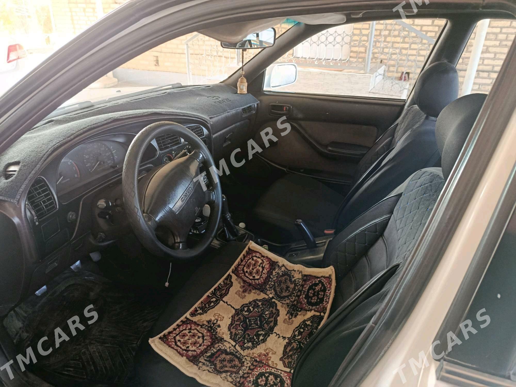 Toyota Camry 1992 - 93 000 TMT - Мары - img 3