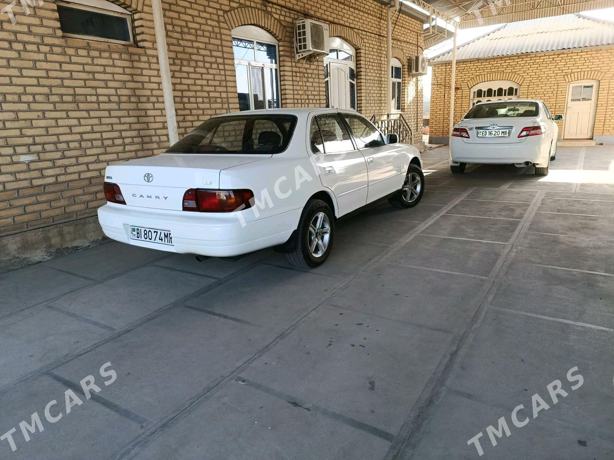 Toyota Camry 1992 - 93 000 TMT - Мары - img 2