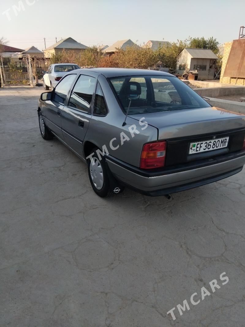 Opel Vectra 1991 - 25 000 TMT - Mary - img 2