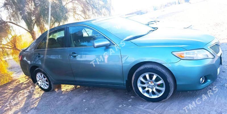 Toyota Camry 2010 - 185 000 TMT - Halaç - img 2