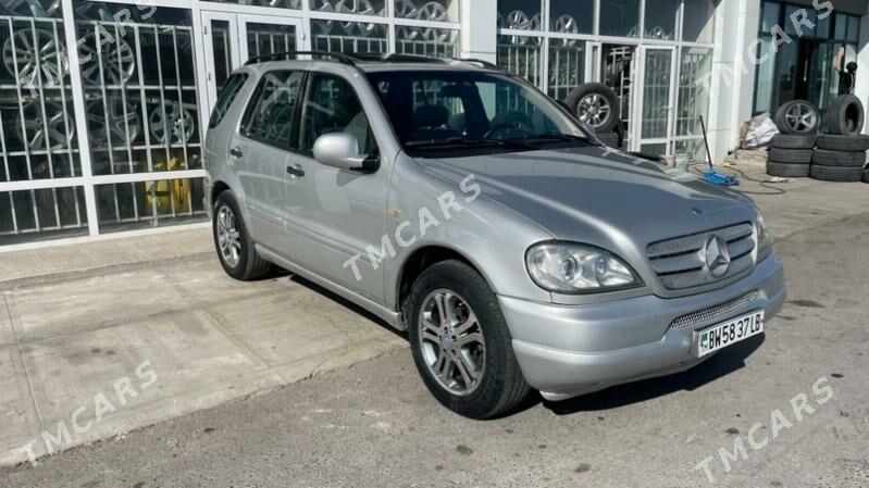 Mercedes-Benz ML400 2000 - 110 000 TMT - Türkmenabat - img 3