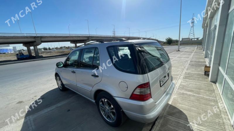 Mercedes-Benz ML400 2000 - 110 000 TMT - Türkmenabat - img 6