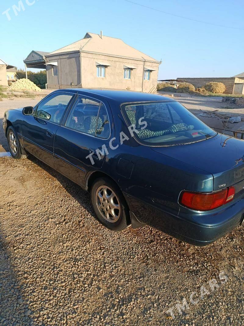 Toyota Camry 1995 - 85 000 TMT - Baýramaly - img 4