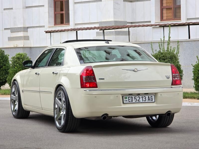 Chrysler 300C 2005 - 134 000 TMT - Aşgabat - img 6