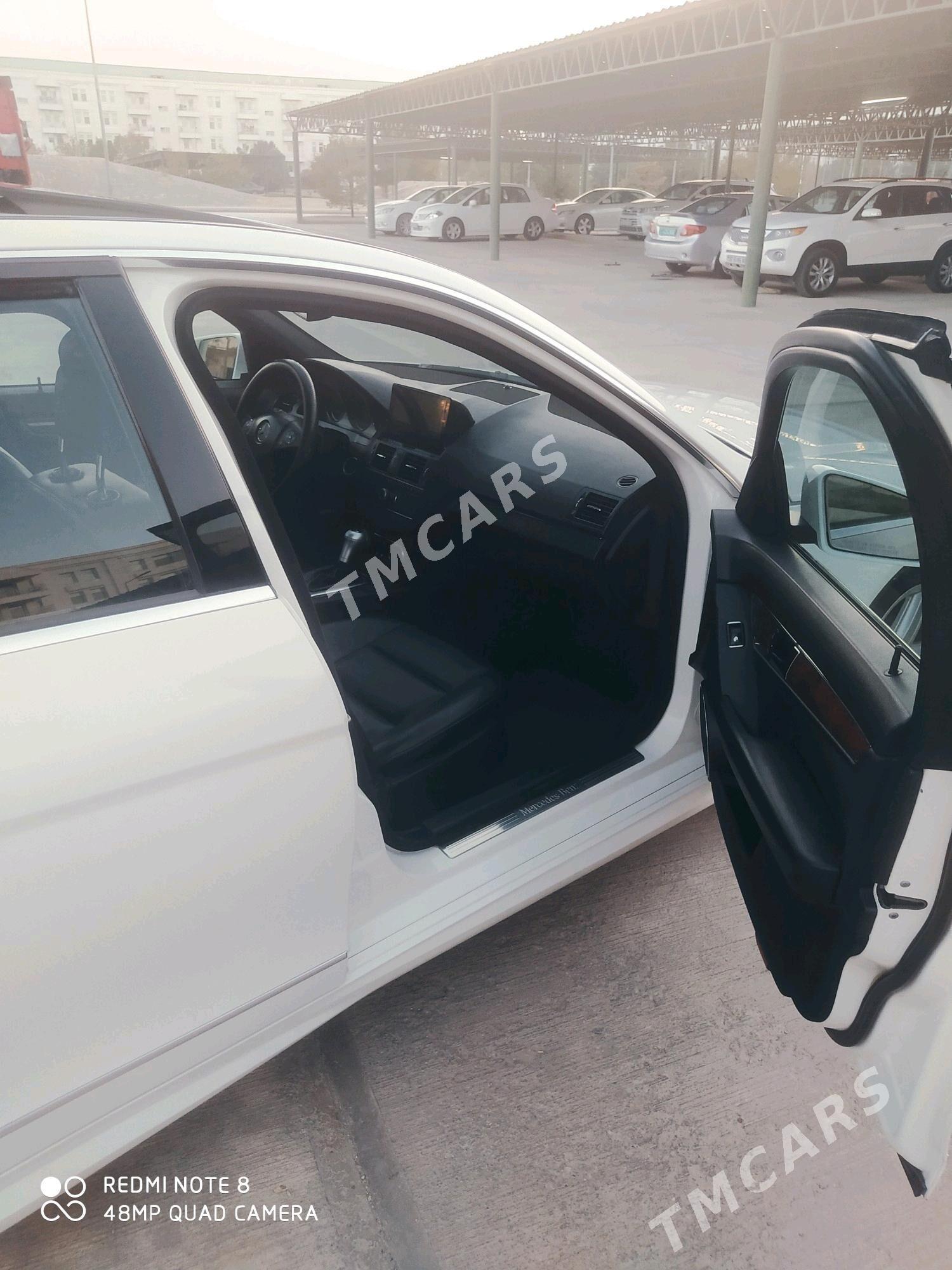 Mercedes-Benz C350 2009 - 185 000 TMT - Ашхабад - img 10