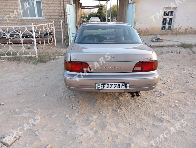 Toyota Camry 1993 - 95 000 TMT - Mary - img 4