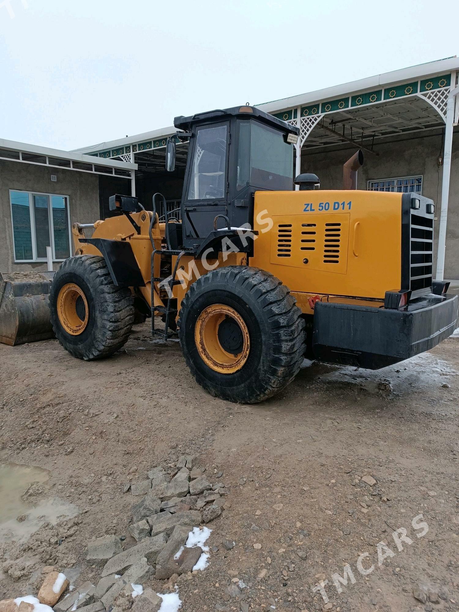 XCMG ZL50 2011 - 300 000 TMT - Гызыларбат - img 2