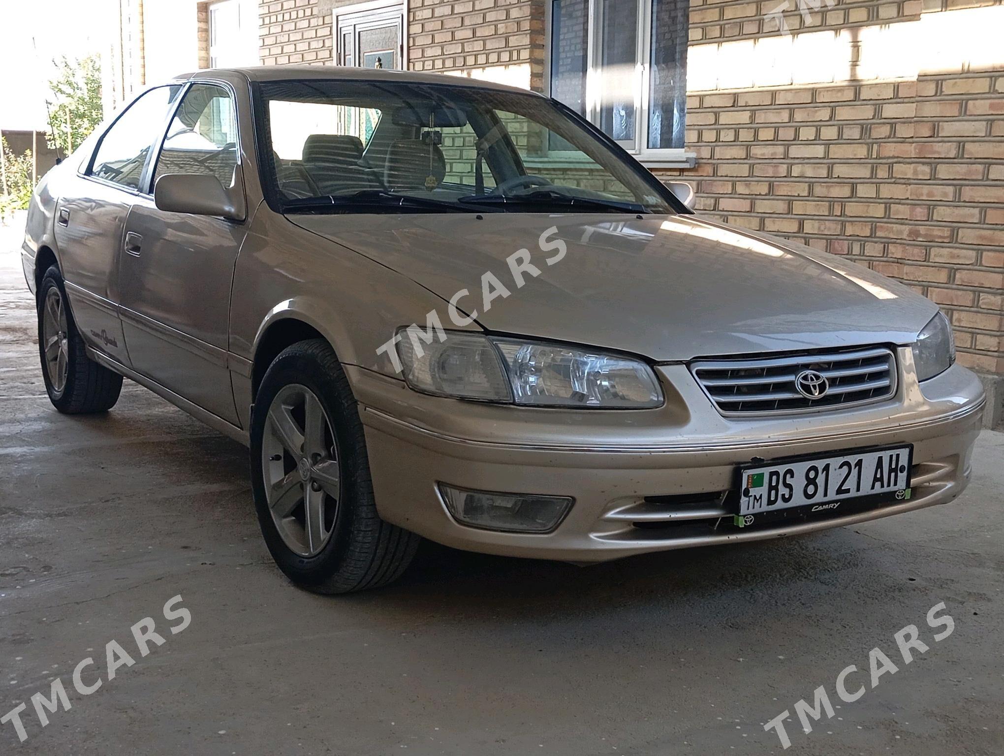 Toyota Camry 2001 - 130 000 TMT - Бахарден - img 2