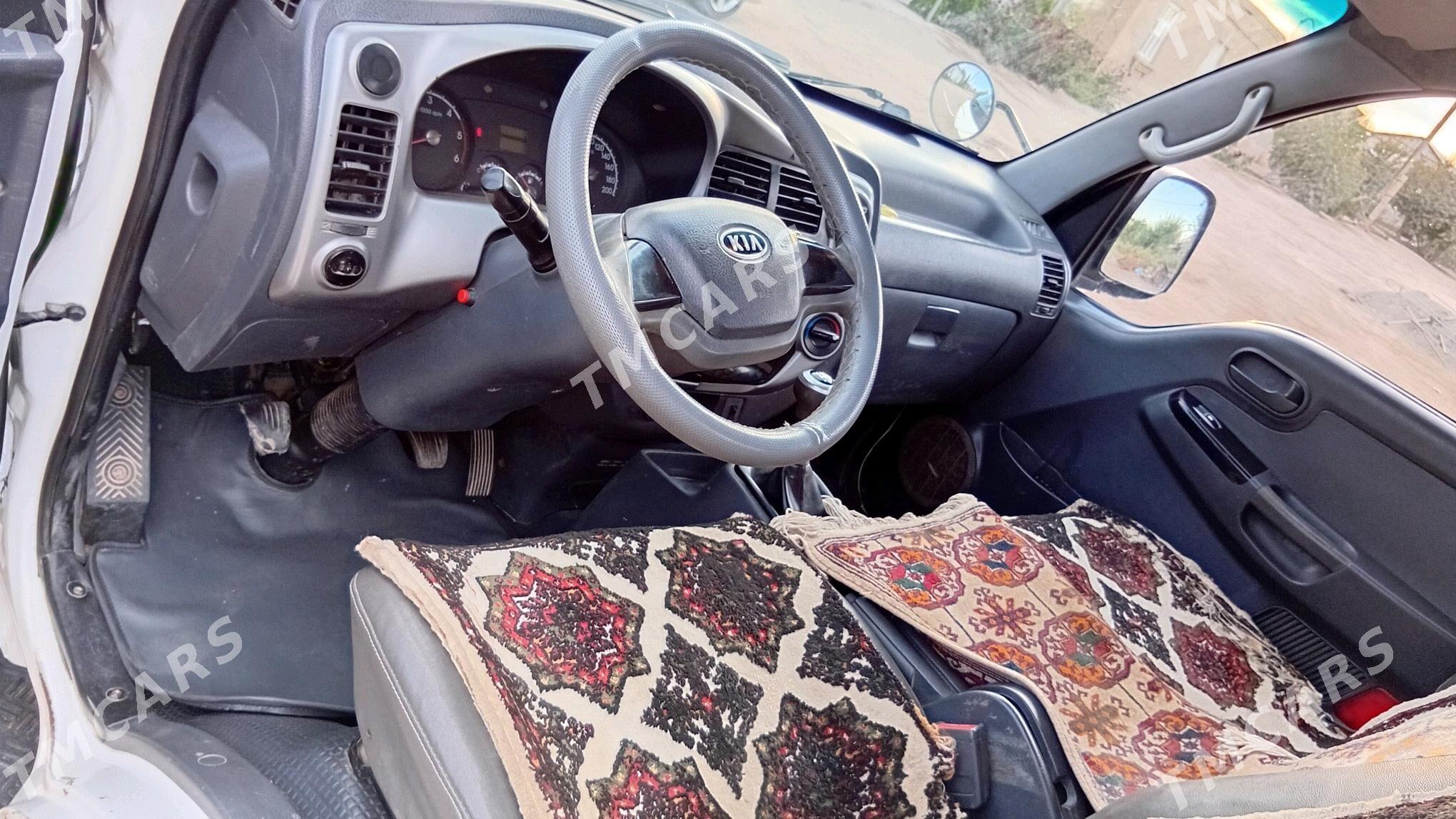 Kia Bongo 2012 - 220 000 TMT - Шабатский этрап - img 2