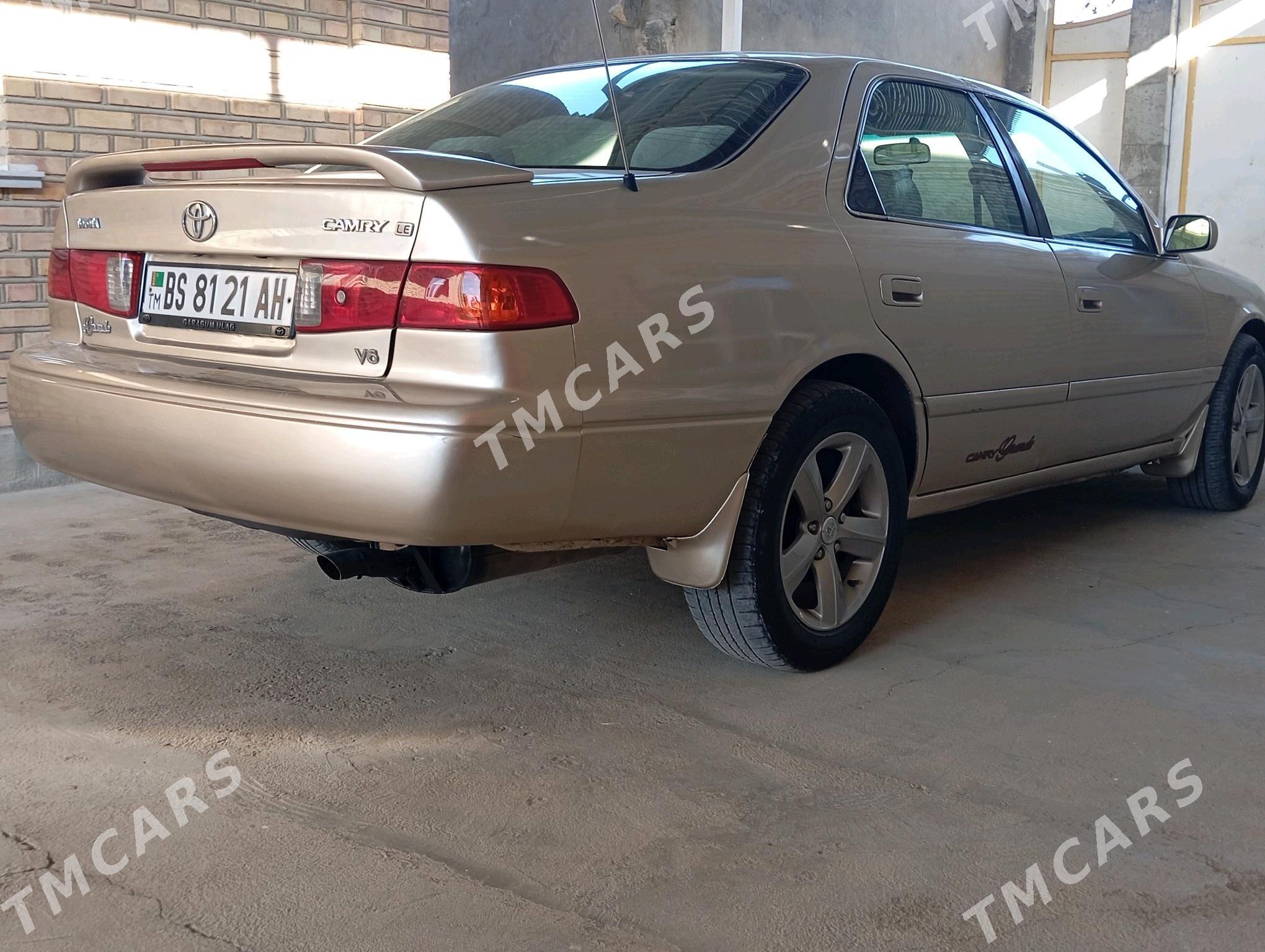 Toyota Camry 2001 - 130 000 TMT - Бахарден - img 7