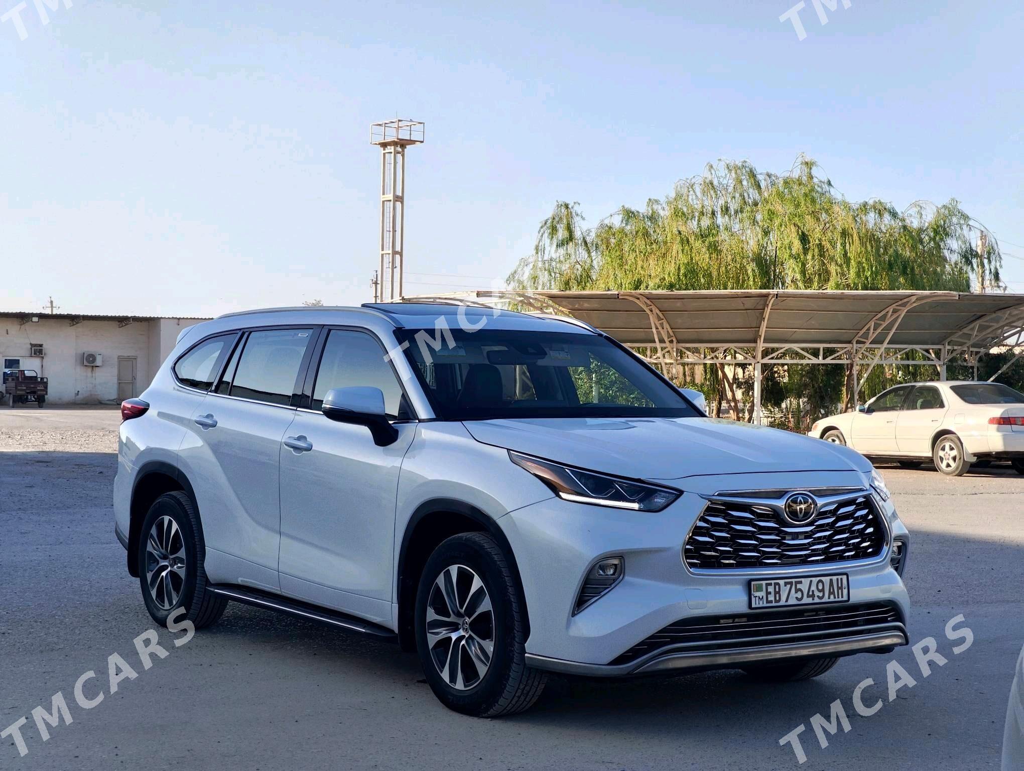 Toyota Highlander 2022 - 520 000 TMT - Ашхабад - img 3