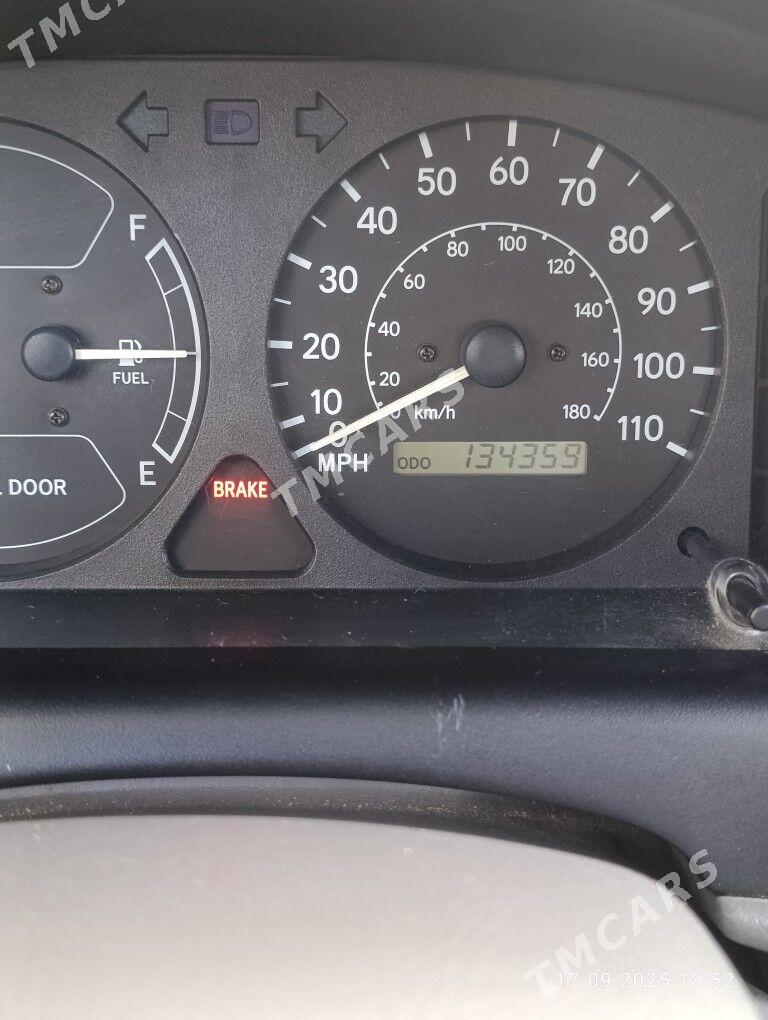 Toyota Corolla 2000 - 100 000 TMT - Türkmenbaşy - img 2