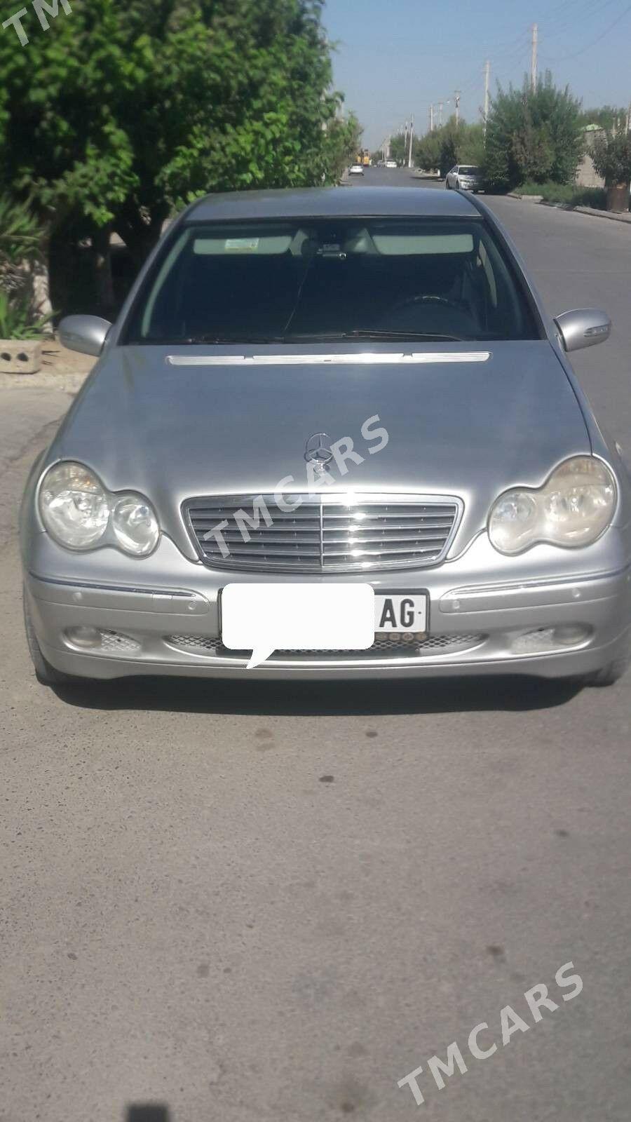 Mercedes-Benz C250 2005 - 125 000 TMT - Бузмеин - img 2