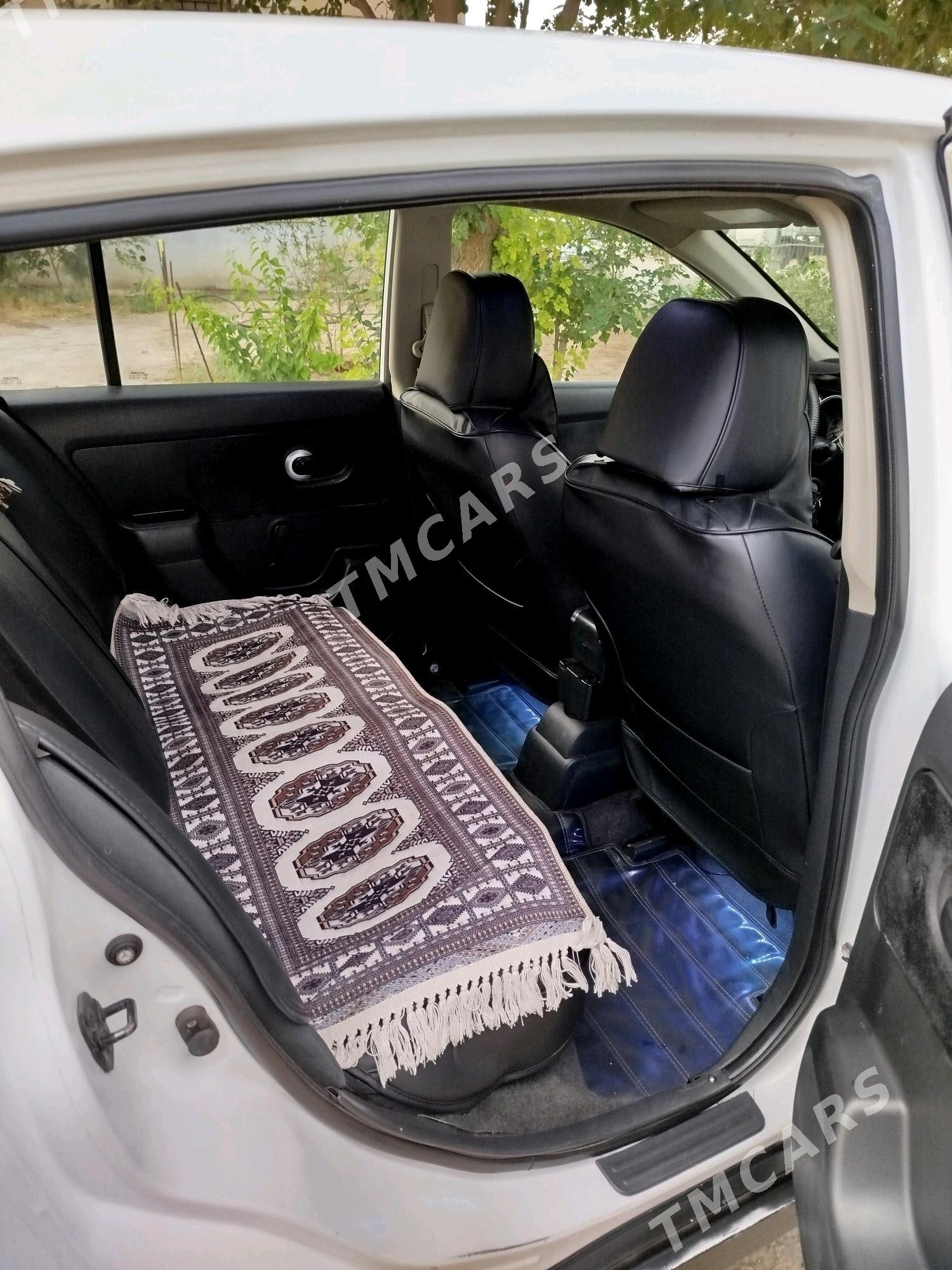 Nissan Versa 2010 - 140 000 TMT - Aşgabat - img 9