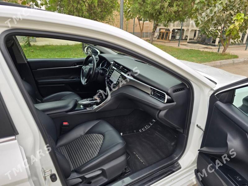 Toyota Camry 2018 - 298 000 TMT - Ашхабад - img 2