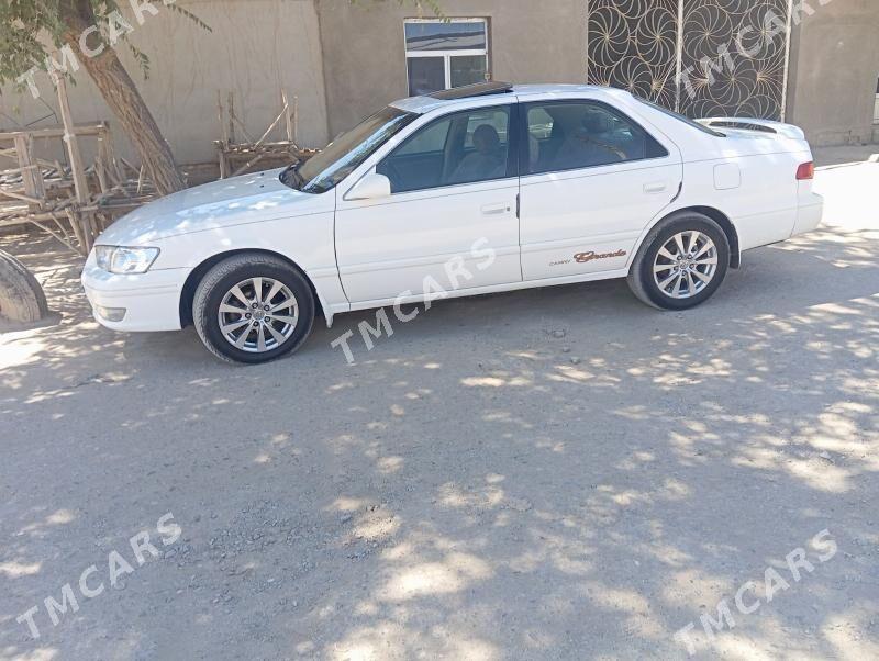 Toyota Camry 2000 - 145 000 TMT - Köneürgenç - img 4