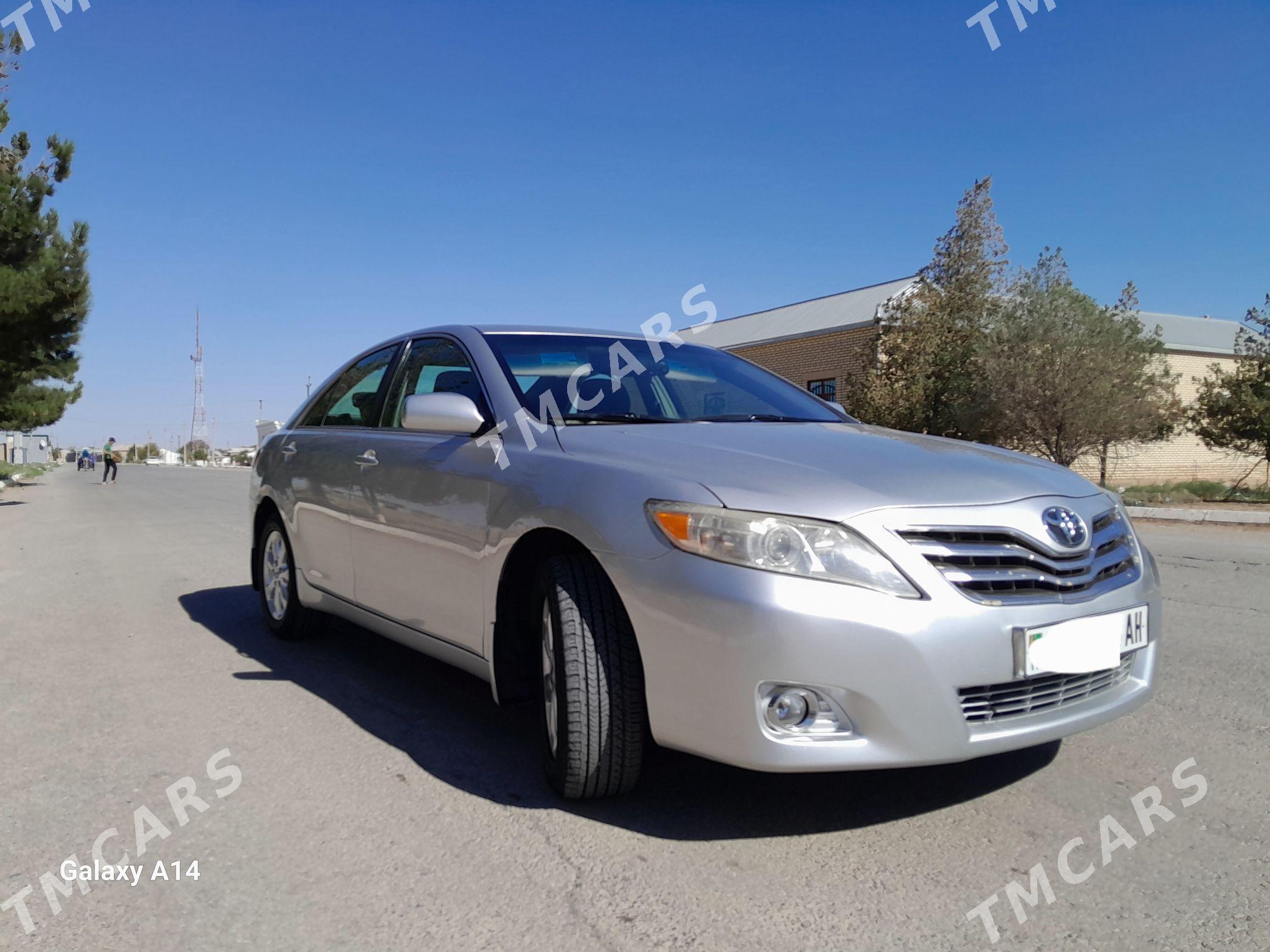 Toyota Camry 2010 - 180 000 TMT - Sarahs - img 2