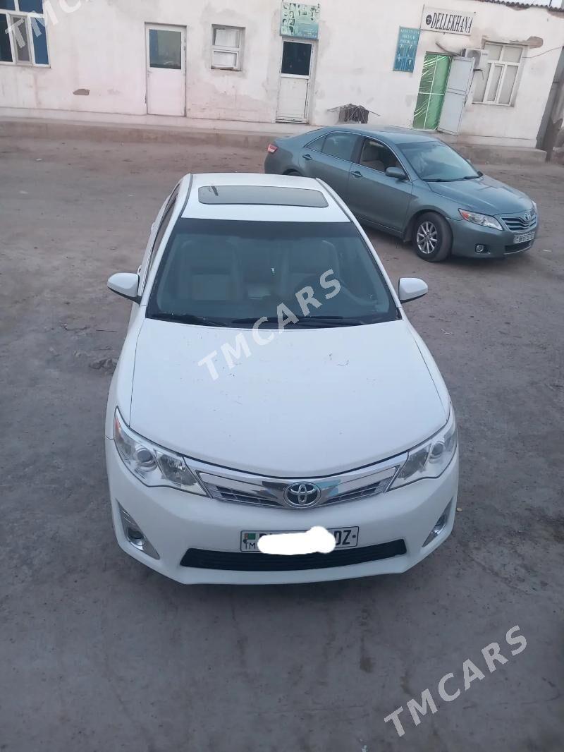 Toyota Camry 2012 - 235 000 TMT - Гороглы (Тагта) - img 2