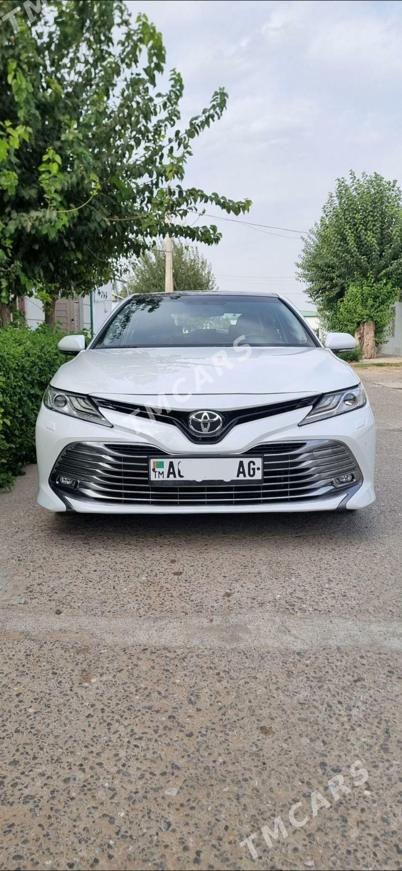 Toyota Camry 2018 - 490 000 TMT - Aşgabat - img 8