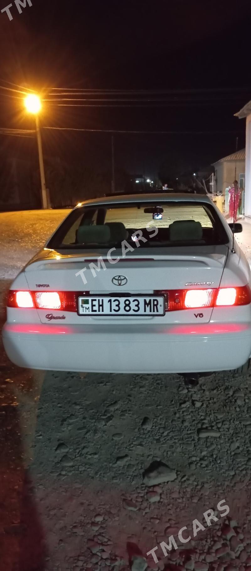 Toyota Camry 1999 - 150 000 TMT - Байрамали - img 6
