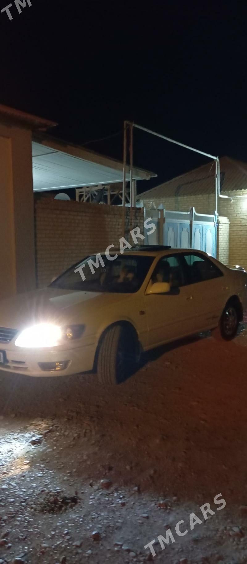 Toyota Camry 1999 - 150 000 TMT - Байрамали - img 4