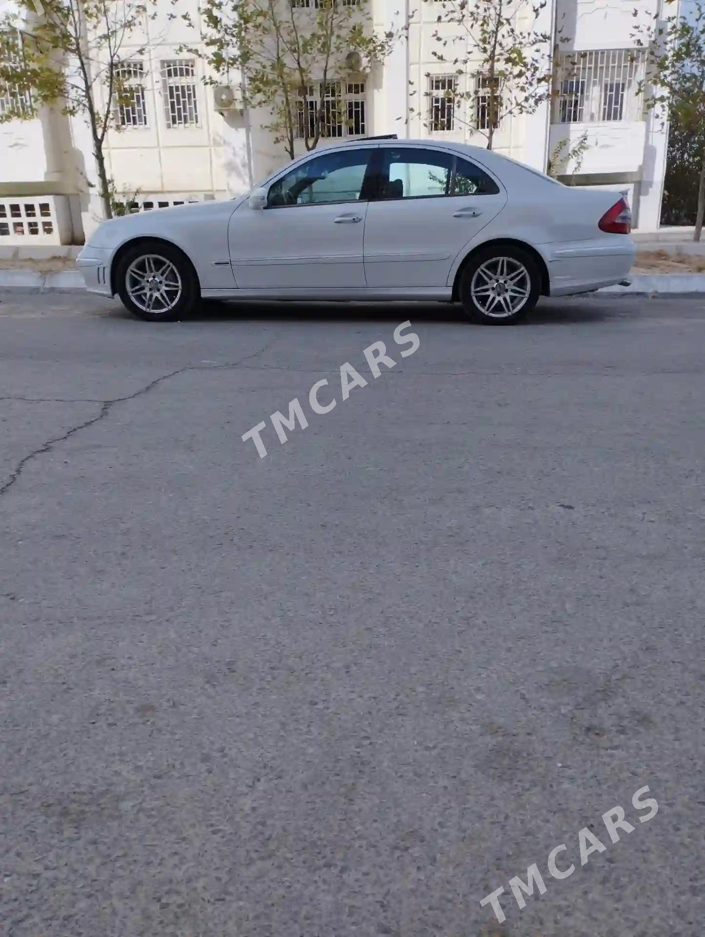 Mercedes-Benz E500 2003 - 150 000 TMT - Änew - img 3