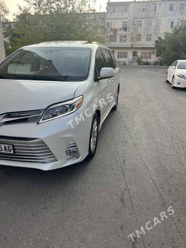 Toyota Sienna 2019 - 425 000 TMT - ул. Туркменбаши шаёлы (Ленина) - img 4