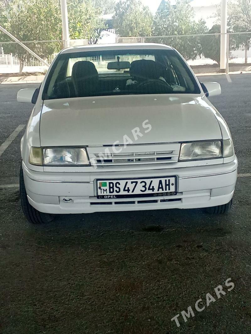 Opel Vectra 1991 - 50 000 TMT - Бахарден - img 4