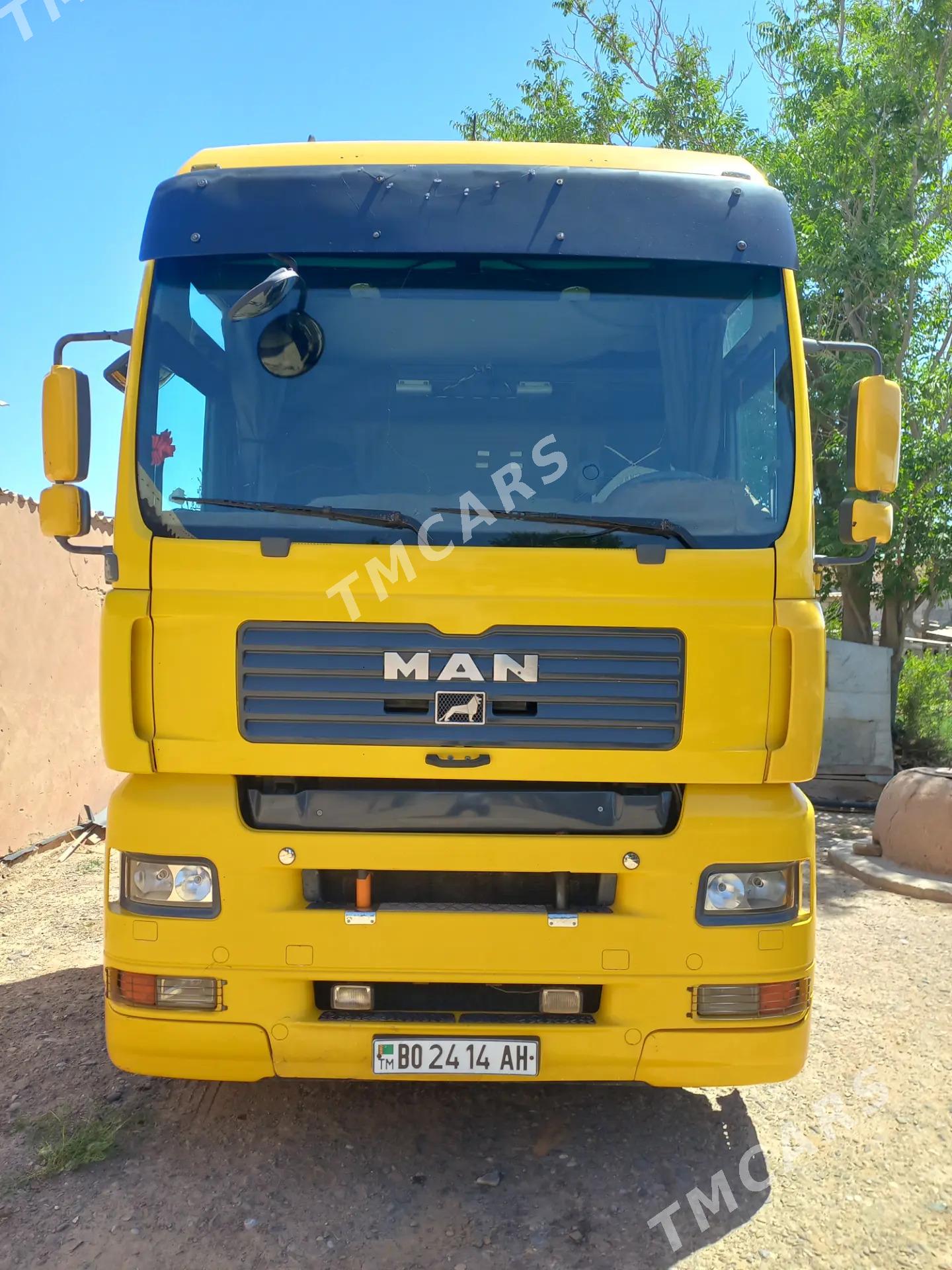 Man TGX 2001 - 680 000 TMT - Sarahs - img 6