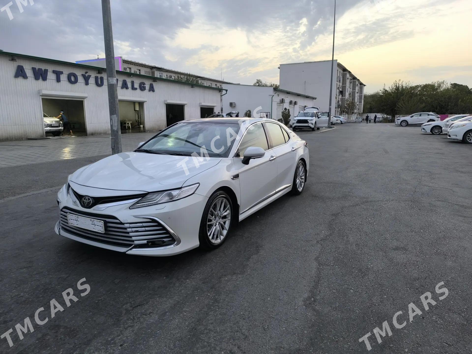 Toyota Camry 2018 - 360 000 TMT - Ашхабад - img 3