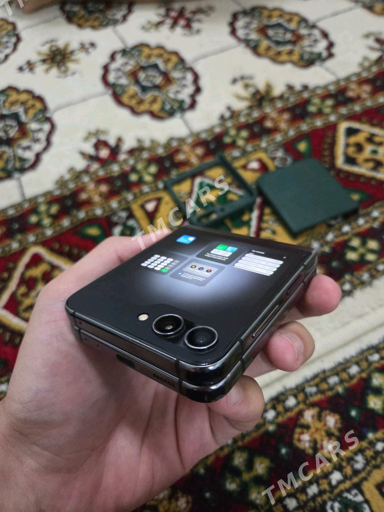 Z flip 5 - Aşgabat - img 4