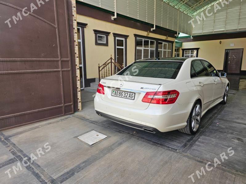 Mercedes-Benz E350 2013 - 500 000 TMT - Чоганлы - img 5