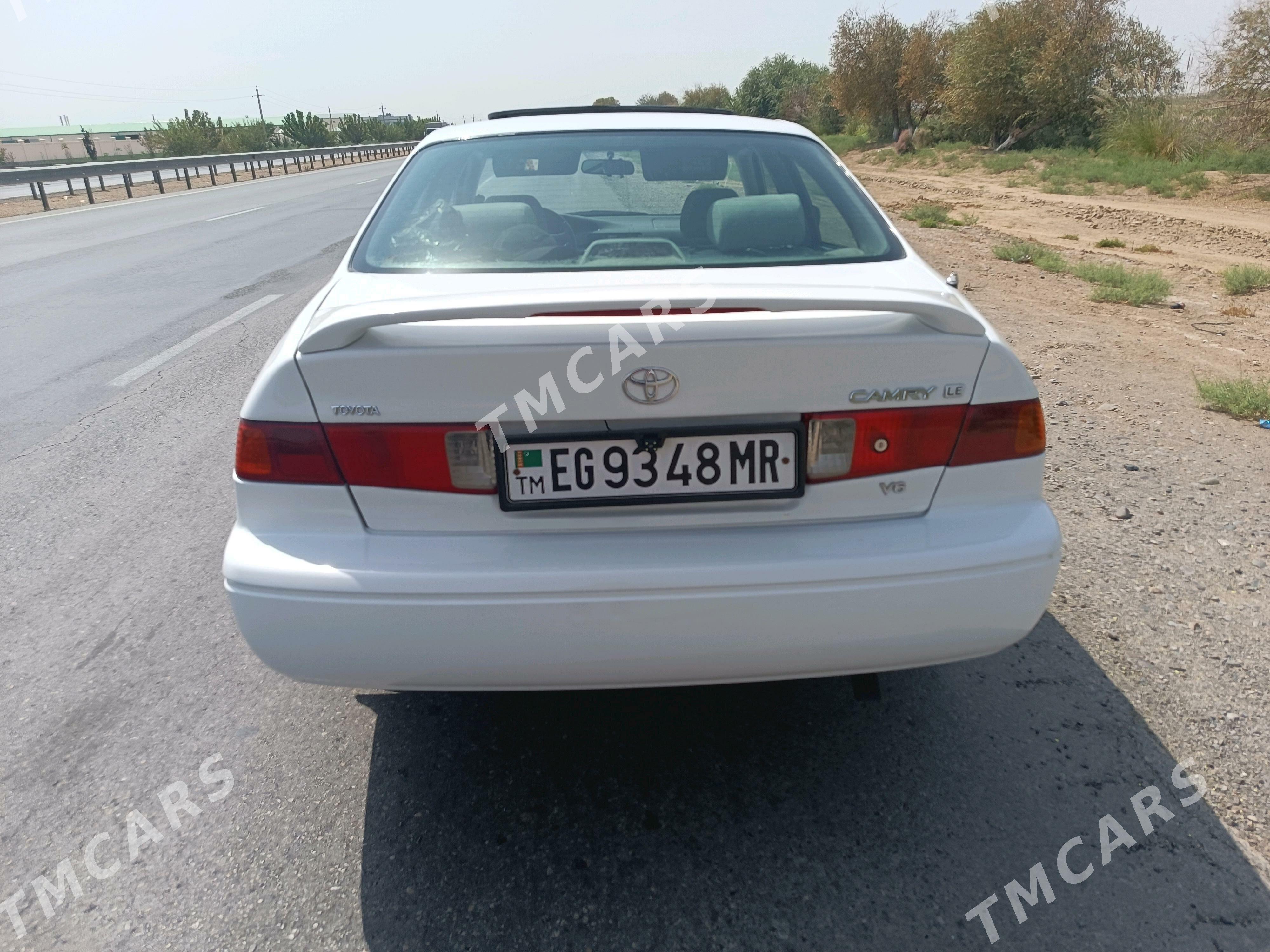 Toyota Camry 2000 - 150 000 TMT - Oguz han - img 3