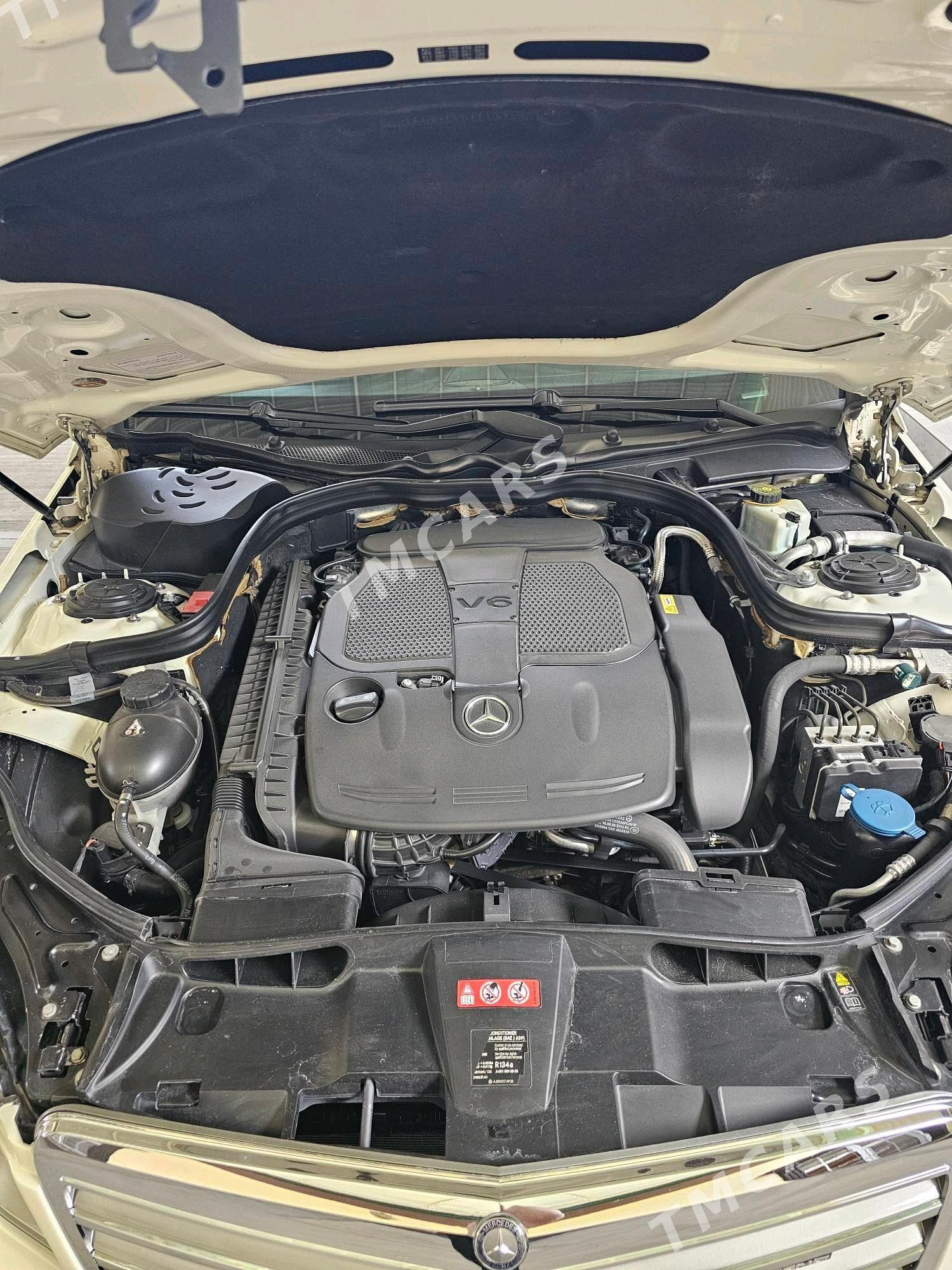 Mercedes-Benz E350 2013 - 500 000 TMT - Чоганлы - img 8